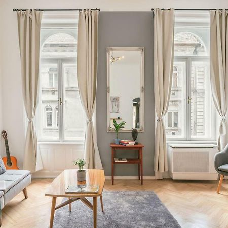City Park Rest Apartment With Air Condition Budapest Bagian luar foto